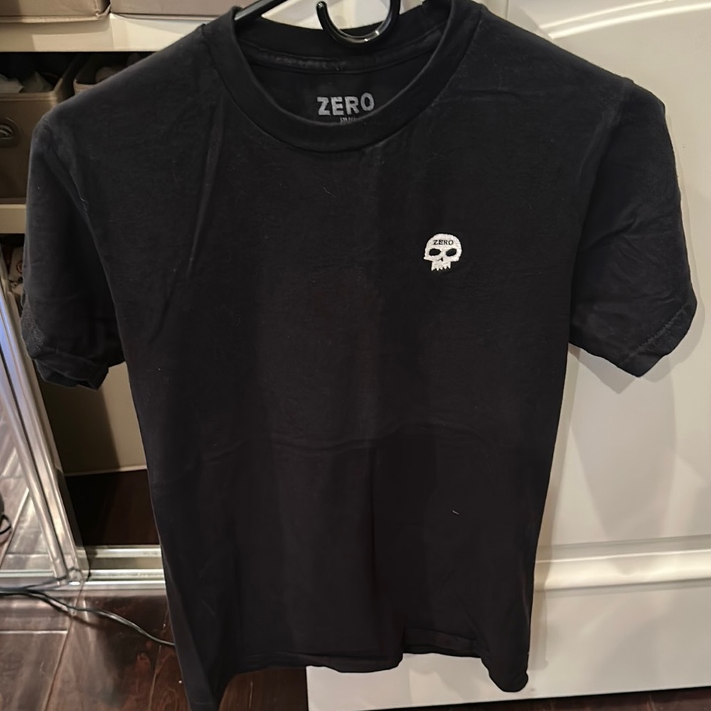 Zero Skateboards Skull Tee (S)